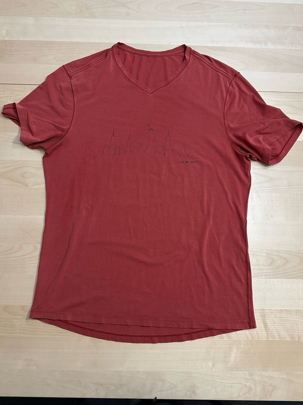 Lululemon NYC Shirt Large
